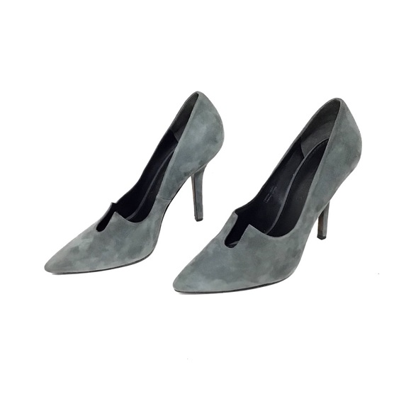 🌹VERA WANG COLLECTION Hunter Green Suede Pumps🌹 - Picture 2 of 8